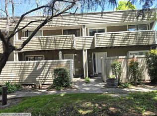 2125 W Steele Lane, Santa Rosa, CA 95403