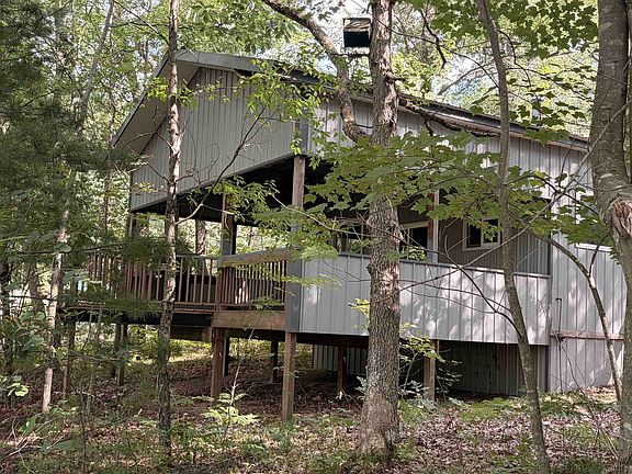 4th image of 2410 Beatrice Rd