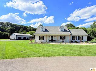 683 Conover Ln, Columbia, KY 42728
