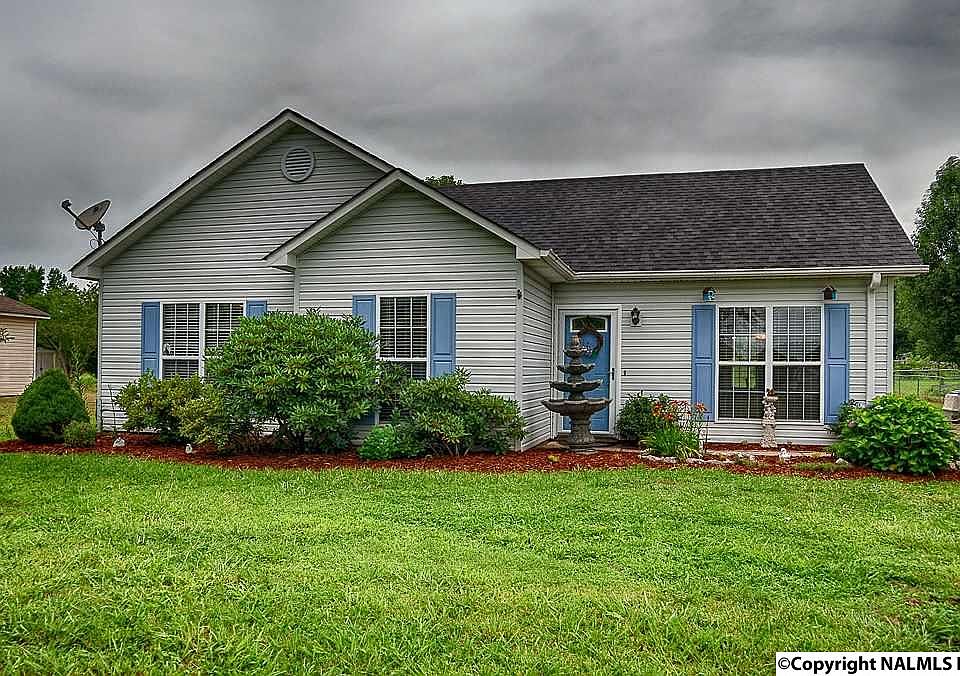 1st image of 3109 Charity Ln