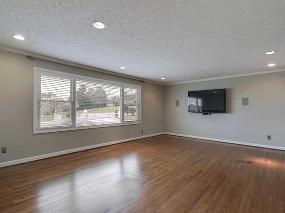 5th image of 7200 Wellington Dr