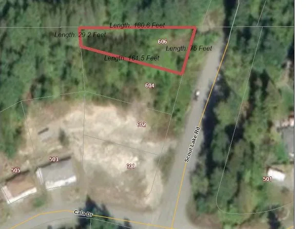 606 Scout Lake Rd, Gold River, BC V0P 1G0