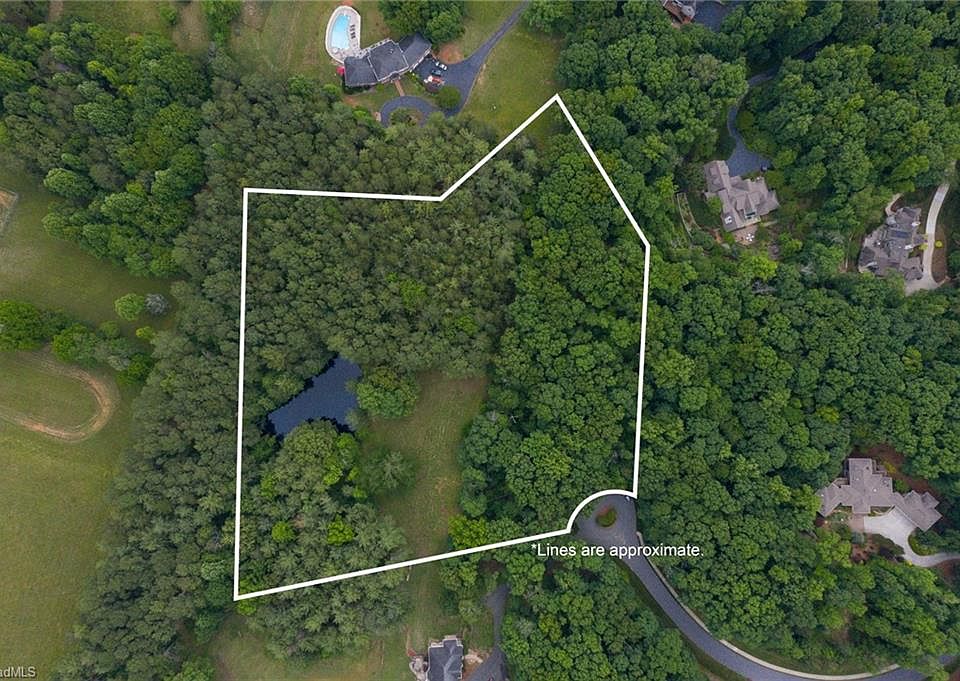 1st image of 171 Newcomb Ln