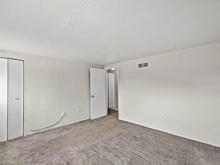 Baldwin Cathell Townhouses — Photo 69