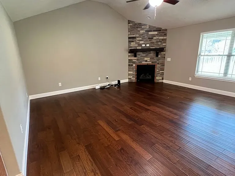 5353 S Twelve Oaks Rd — Photo 6