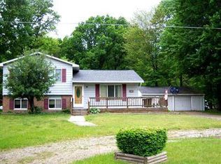 12814 N Budd Rd, Burt, MI 48417