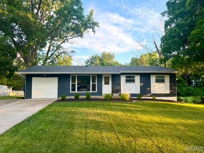 22 Doris Ave, O'Fallon, MO, 63368