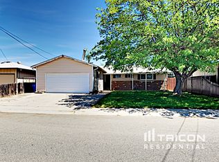 1935 Hall St, Marysville, CA 95901