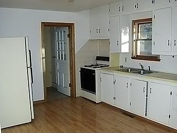 2nd image of 712 N Walnut St