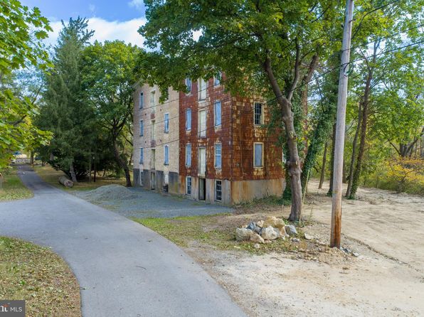 9 Schultz Ln