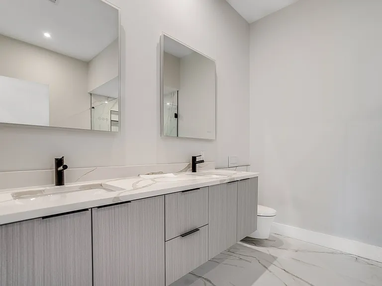 128 E Edsall Blvd #A — Photo 18