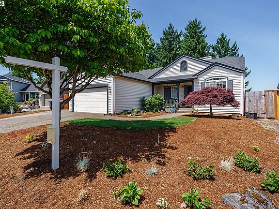 4th image of 2164 NE Sundown Ct