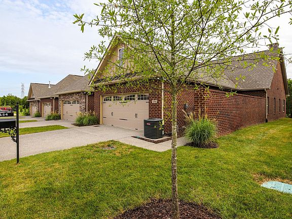 3rd image of 154 Winslow Ct