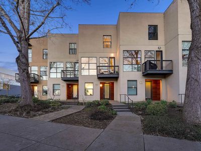 24 City Limits Cir, Emeryville, CA, 94608