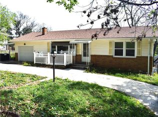 5405 Leona St, Saint Joseph, MO 64504