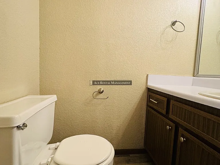 3527 Helena Ave #9 — Photo 6