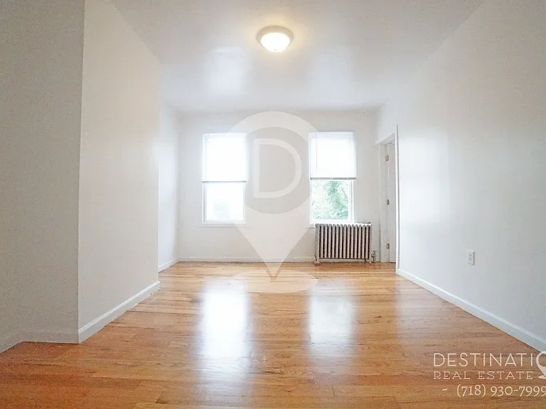 145 22nd St #3 — Photo 13
