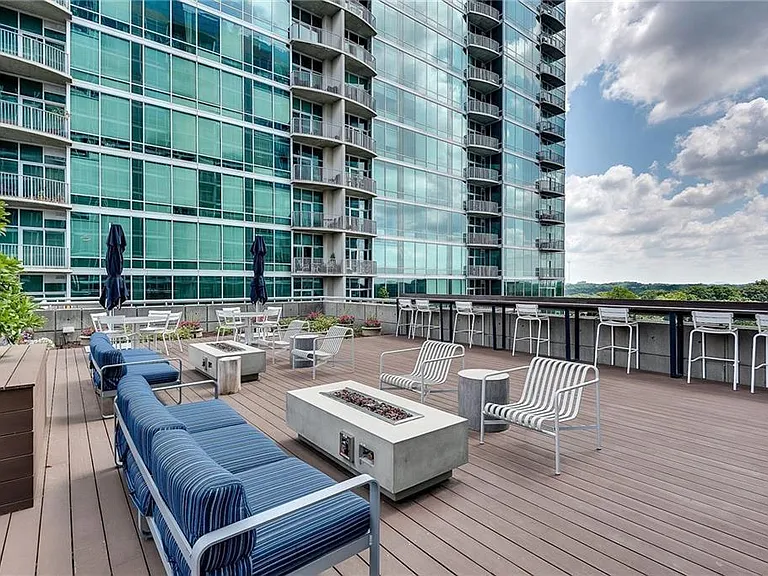 923 Peachtree St NE #1221 — Photo 29