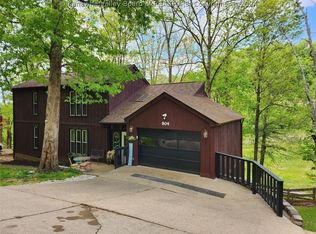 804 Evergreen Cir, Poca, WV 25159
