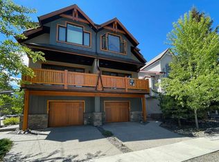 801 N 4th St #3, Canmore, AB T1W2G9