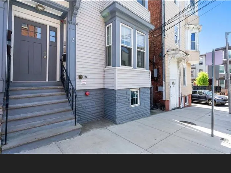3 Monmouth St #W — Photo 13