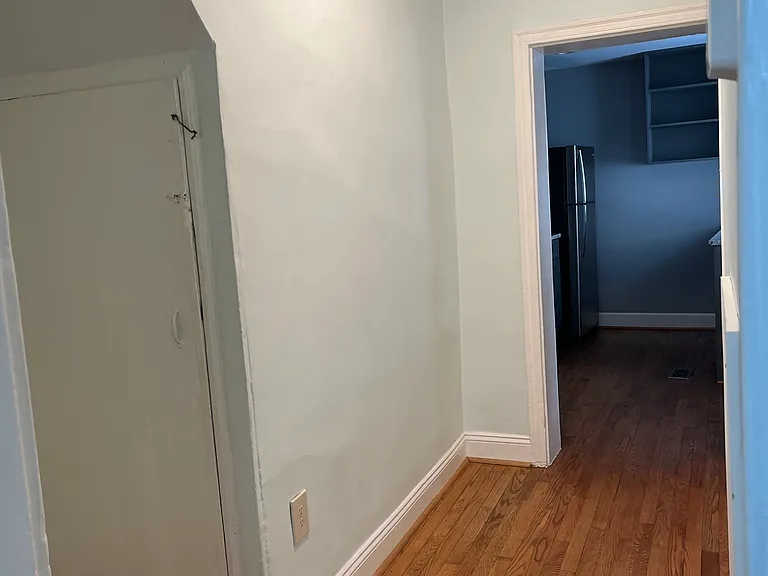 465 W South St — Photo 3