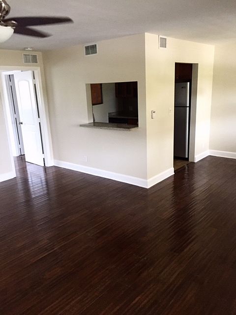 1st image of 613 NE 4th St APT 203
