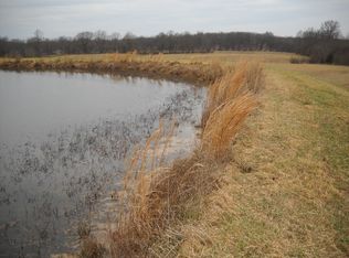 10089 Ten Mile Rd, Mc Leansboro, IL 62859