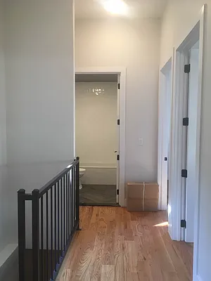 Rented by Premier Metro Realty Corp | media 11