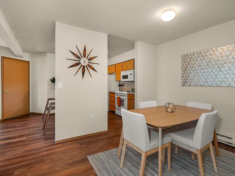 Trestle Creek Apartments — Photo 4