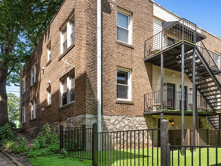 487 Moreland Ave NE #1 — Photo 29