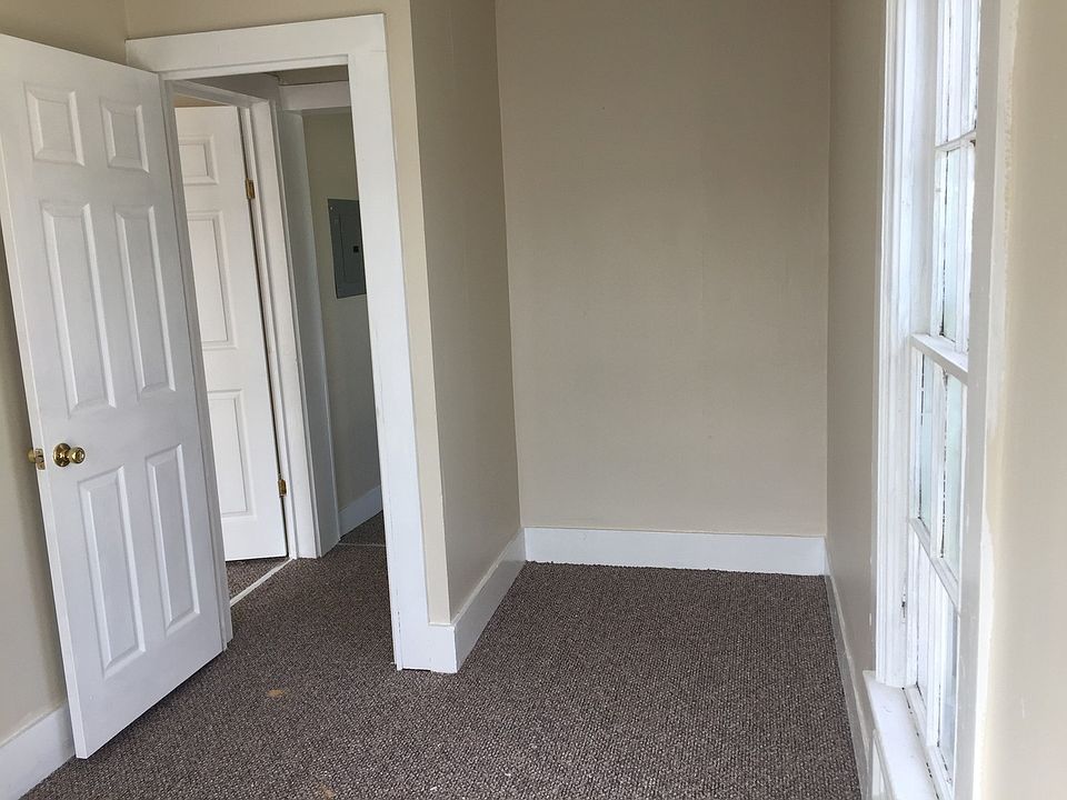 2nd image of 26-28 Washington St #2