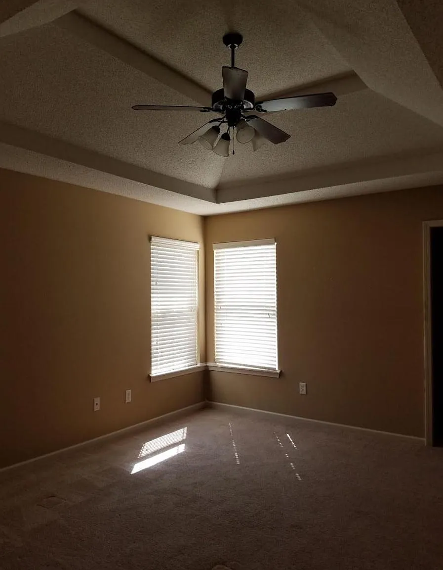 3 bed, 2.5 bath, $1,545 — Photo 3