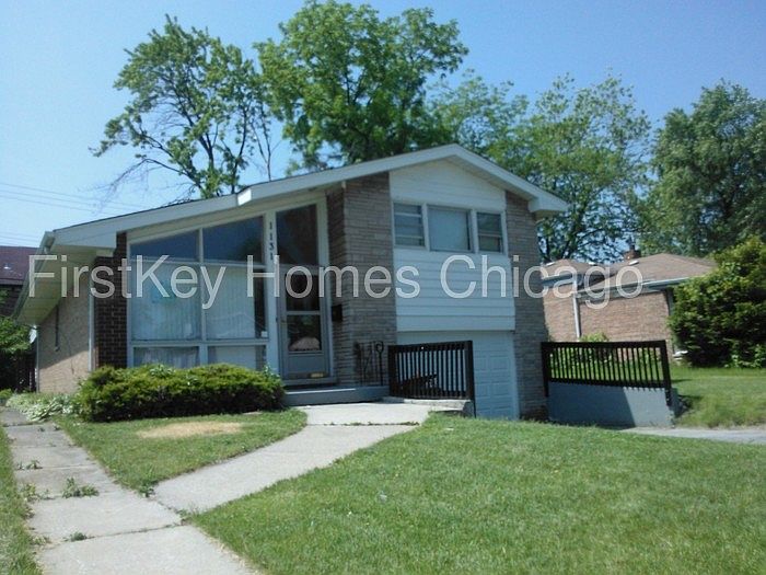 1st image of 1131 E 161st Pl