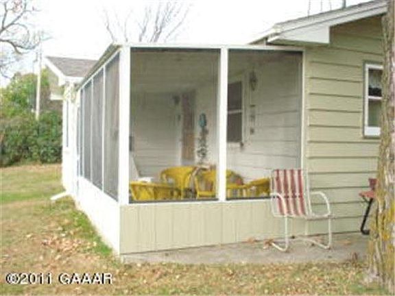 5th image of 22150 Aspen Dr