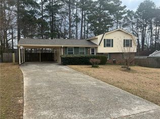 5790 Northspring Dr, Ellenwood, GA 30294