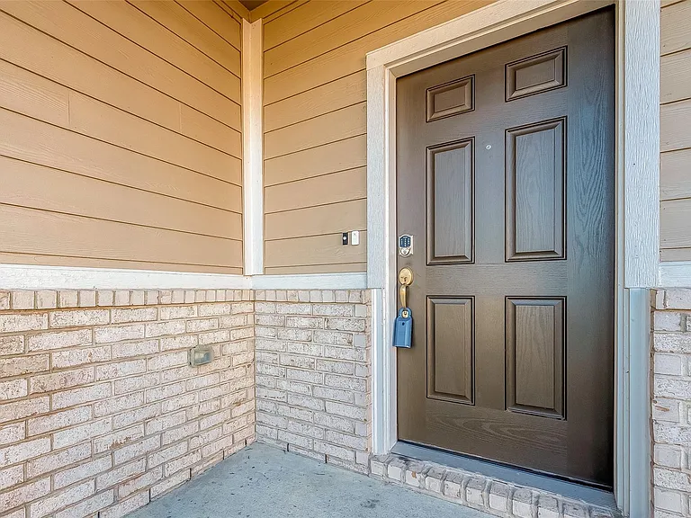 20033 Tuft Canyon Ct — Photo 6
