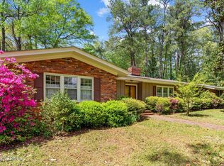 1712 Knollwood Dr, Greenville, NC 27858