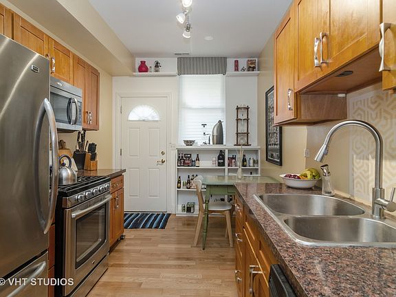 4th image of 7325 N Paulina St Unit 2
