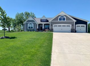 5607 Crooked Hoof Trl, Middleville, MI 49333