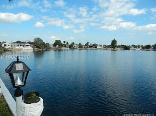 5642 Lagoon Dr, Fort Lauderdale, FL 33312