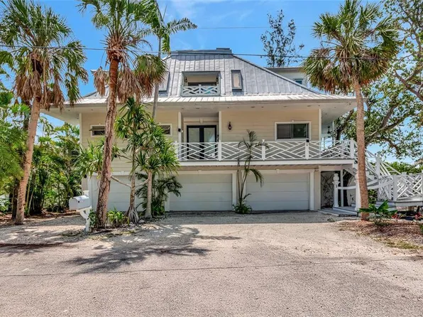 3737 Bayou Louise Ln, Sarasota, FL 34242