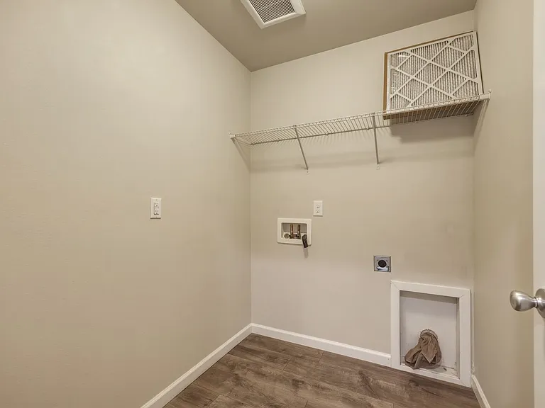 7003 Alta Vista Dr SE — Photo 36