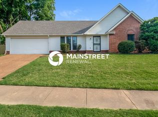 6595 Shaker Ln, Memphis, TN 38141