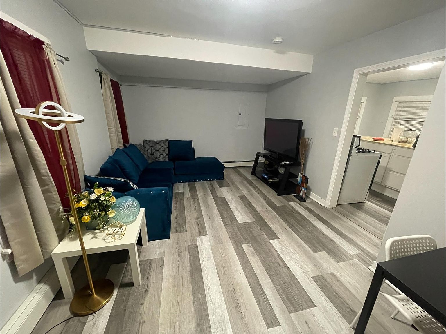 6 Smith St UNIT 2, New Britain, CT 06053 Zillow