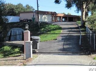 285 W Skyline Dr, La Habra Heights, CA 90631