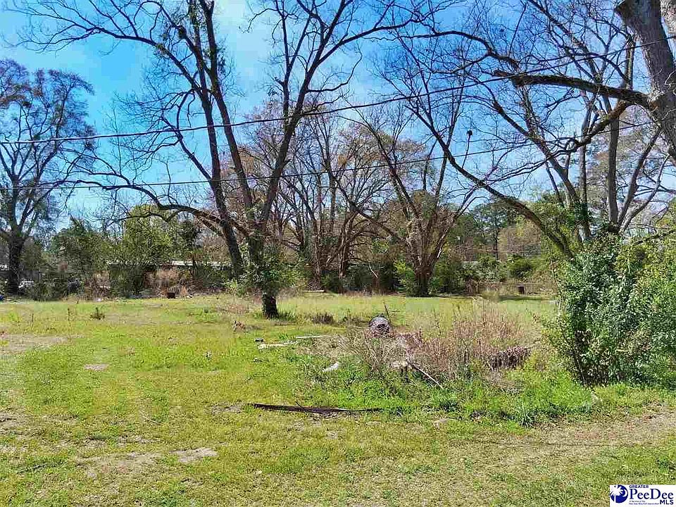 2nd image of 3043 Spring Valley Dr