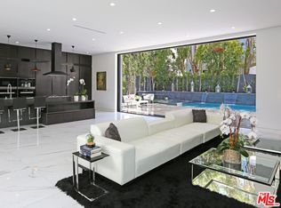 642 N Edinburgh Ave, Los Angeles, CA 90048
