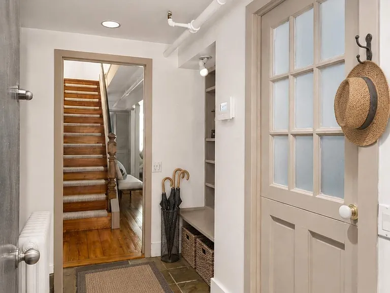 426 W 22nd St #GARDEN — Photo 11