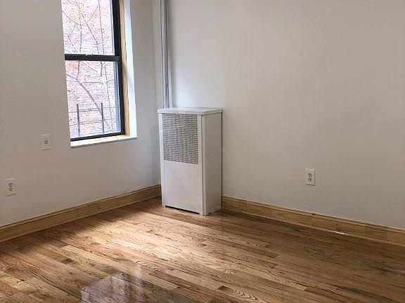 4th image of 85 Seaman Ave APT 1B